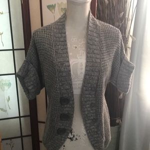 Cocoon Open Gray Cardigan with Accents